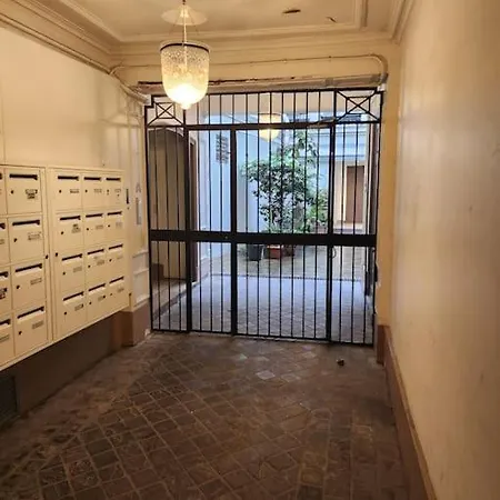 Apartment Entier 2p Paris